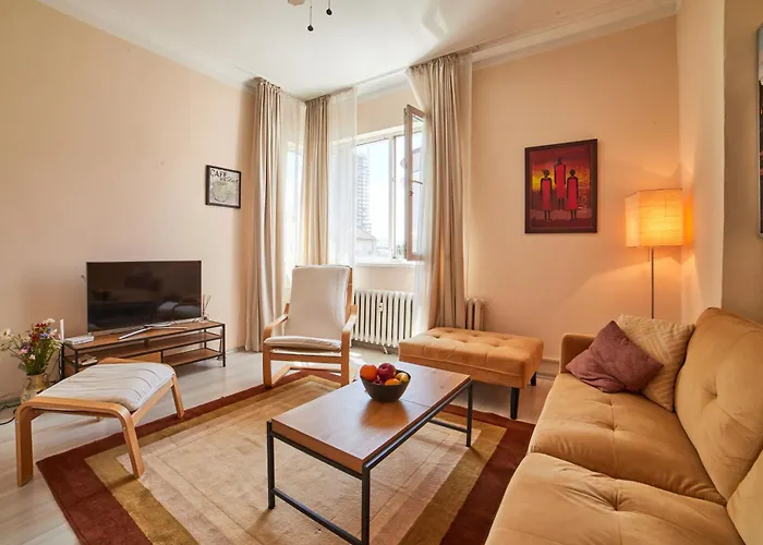 Heart Of 2 Bdr Elevator Balcony Relax Appartement *