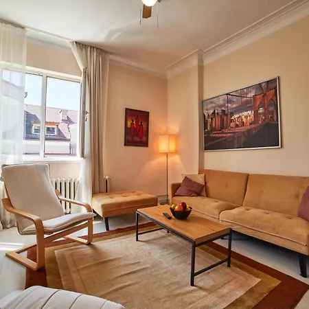 Heart Of 2 Bdr Elevator Balcony Relax Apartament *