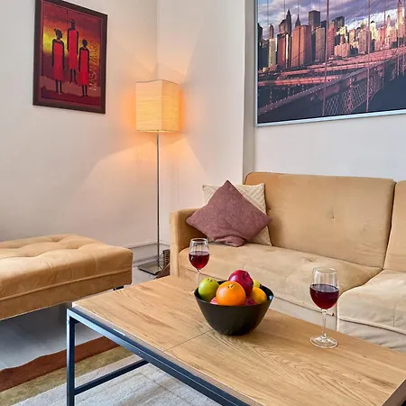 Heart Of 2 Bdr Elevator Balcony Relax Apartament