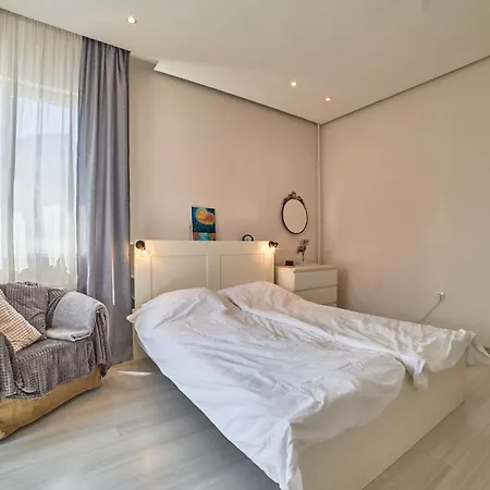 Heart Of 2 Bdr Elevator Balcony Relax