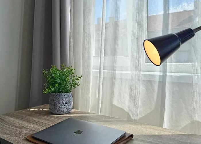 Heart Of 2 Bdr Elevator Balcony Relax Apartman *